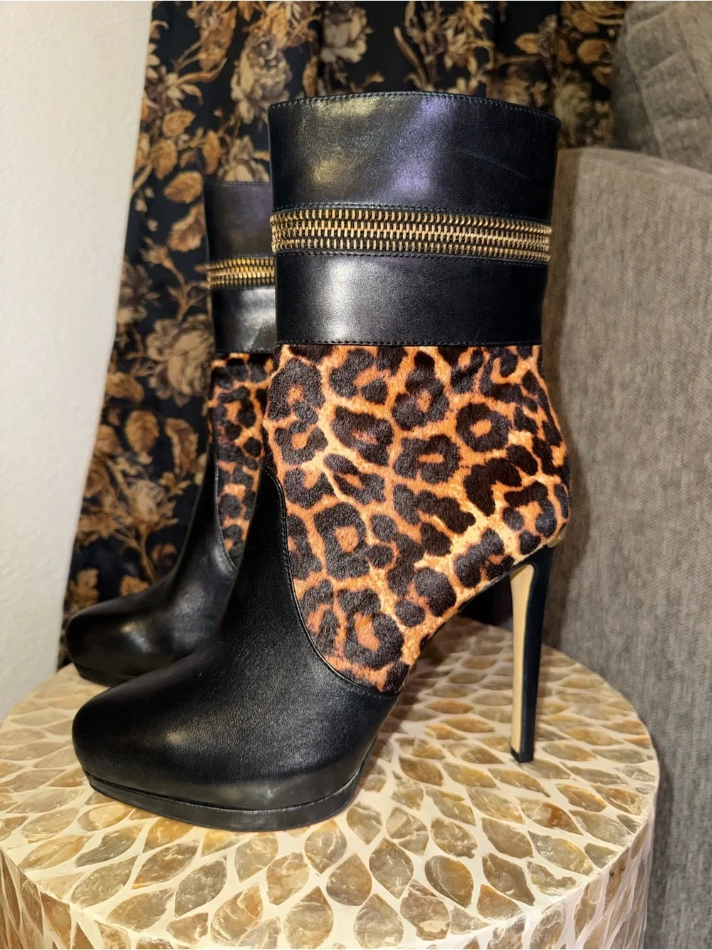 NEW Michael Kors Haya Leopard Haircalf Platform Booties | Size 7.5M